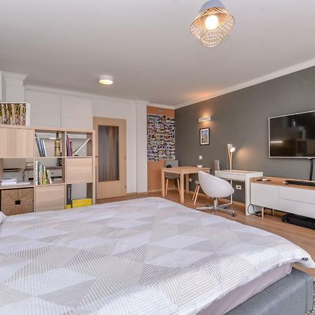 The Spot - Fully Equipped, Central, Modern Studio By Flat Mаnager София Екстериор снимка
